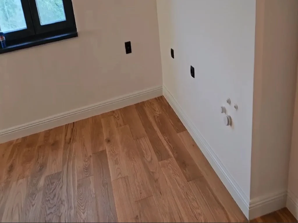 Kompletna adaptacija stana u Beogradu i postavljanje elektroinstalacija.